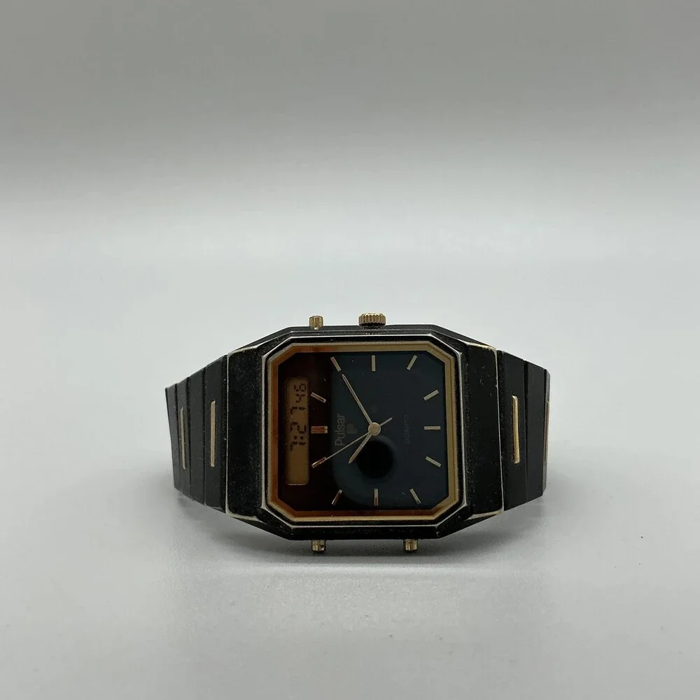 Vintage Pulsar V031-5000 Mens Watch 31mm Black Gold Tone Ana Digi New Battery 6